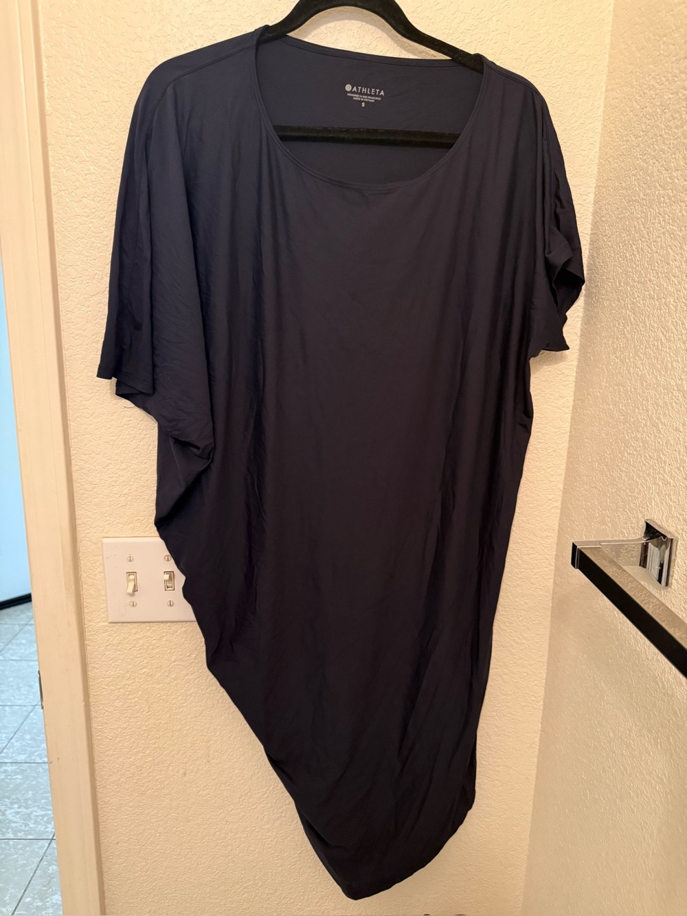 Athleta Navy Asymmetrical Short Sleeve Tunic